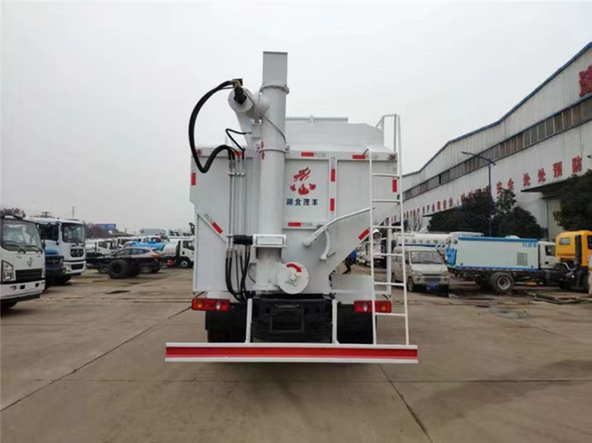 �|�L(f��ng)���\�Θ���˹210�R����24����ɢ�b����\ݔ܇